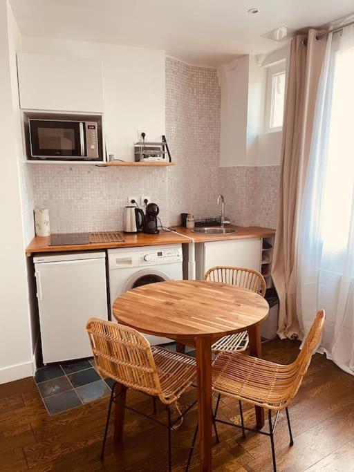 Appartement Comme A La Maison-Porte De Paris à Pantin Extérieur photo